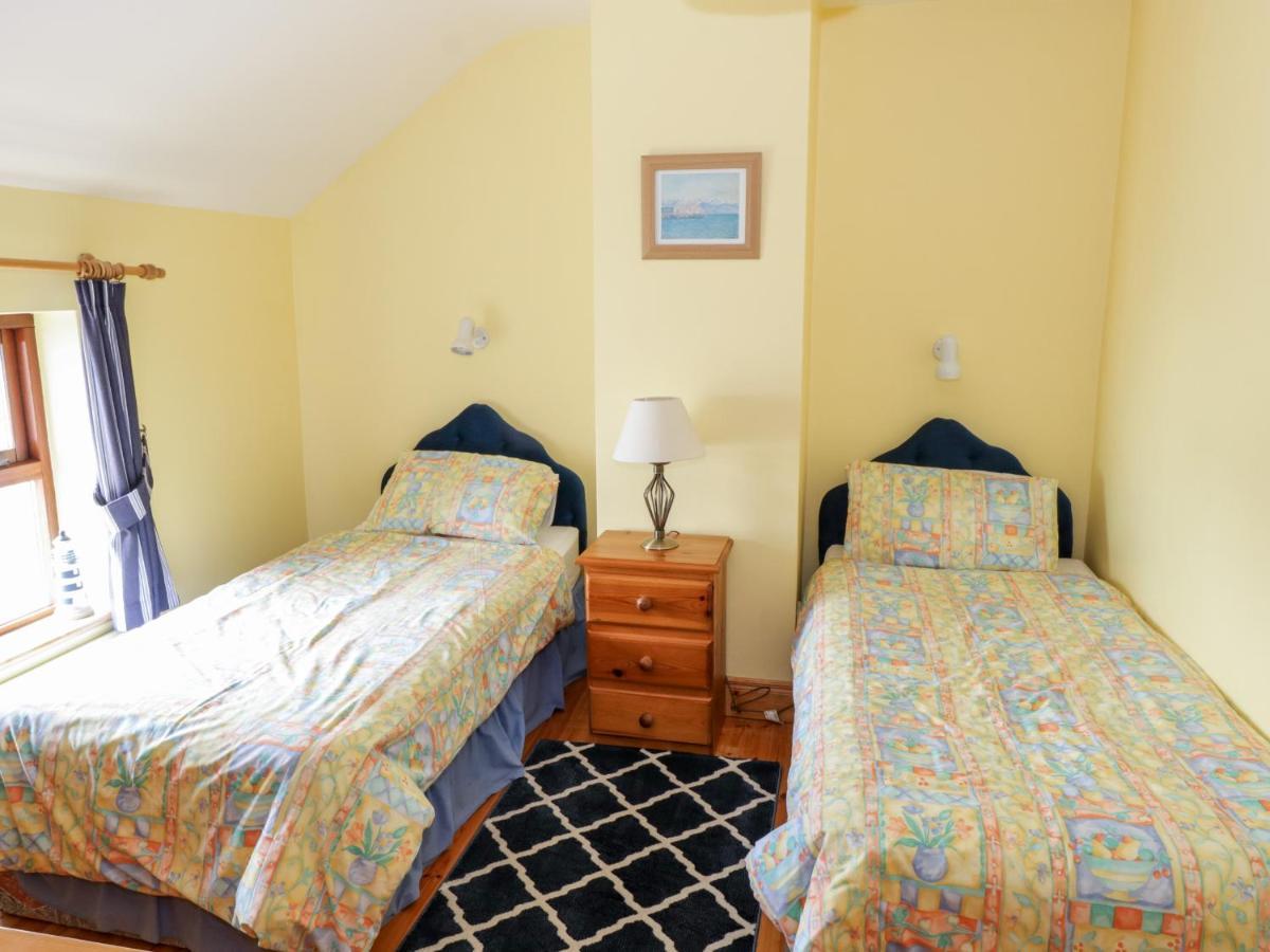 King Cottage Cleggan Экстерьер фото